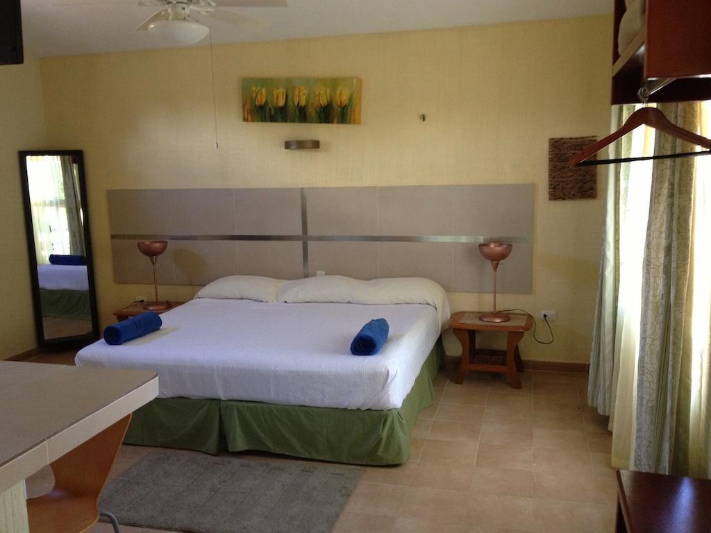 Hotel Villas Bambu Chetumal Oda fotoğraf